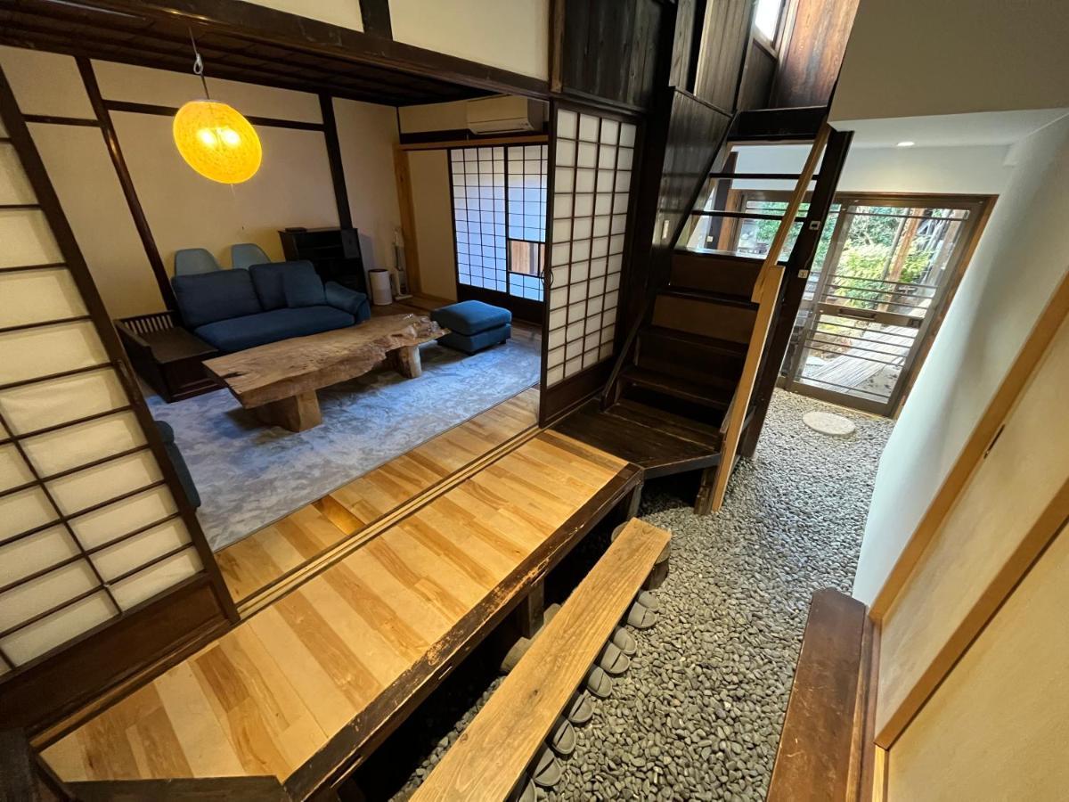 Only One Group Stays Per Day -Tenmaya-家族や仲間と貸し切りゲストハウス 天満屋 Nakatsugawa Dış mekan fotoğraf